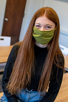 woman wearing face mask